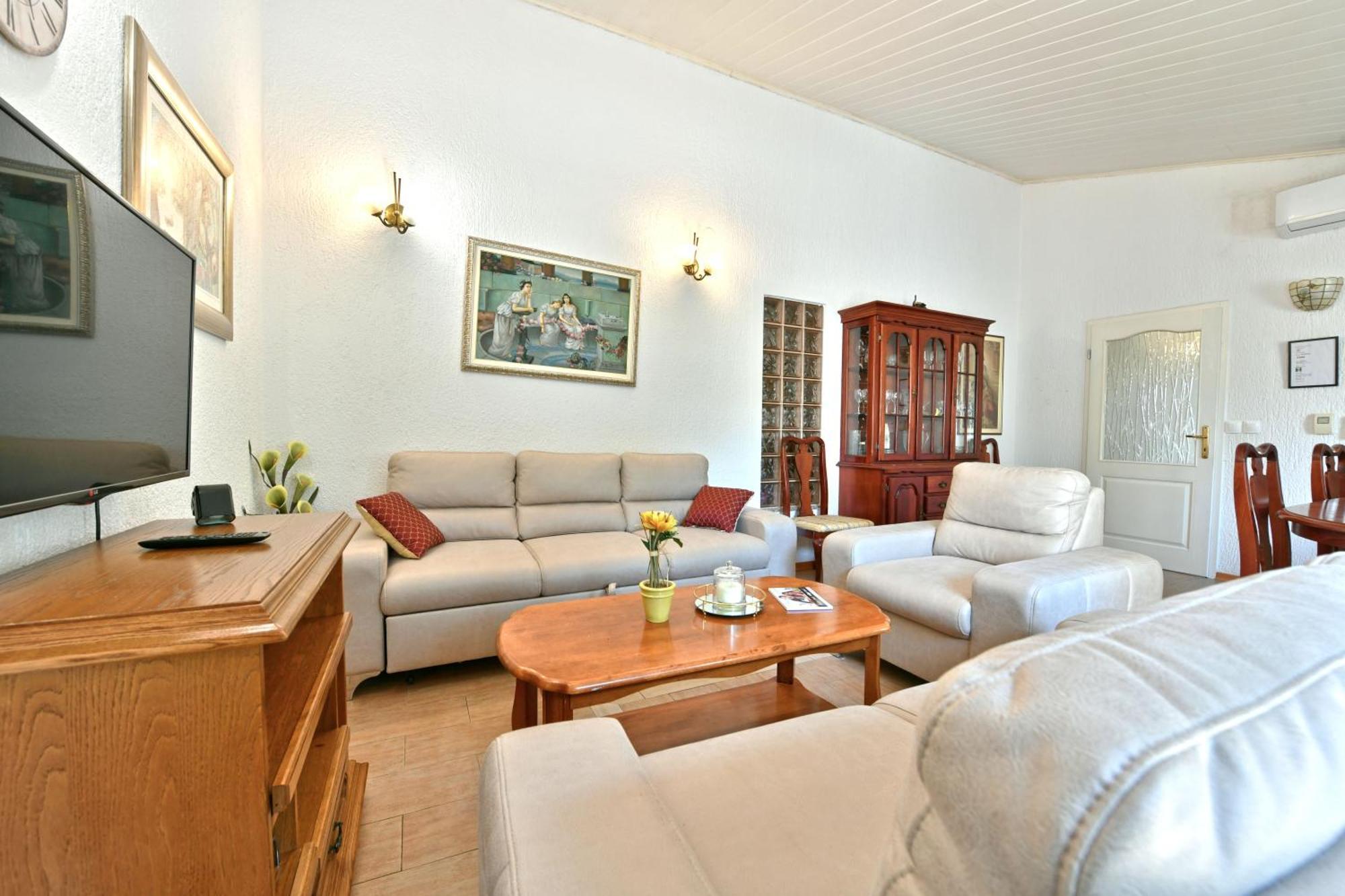 Apartments Villa Herak โปเรช ภายนอก รูปภาพ